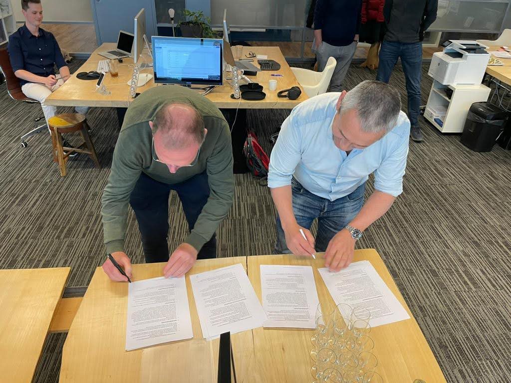 Ondertekening samenwerking everywhereIM